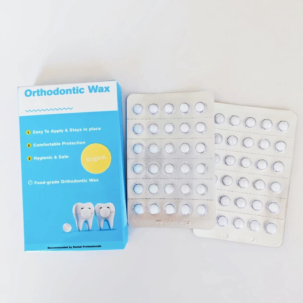 Original-flavor orthodontic wax with two blister sheets, 60 pieces per box
